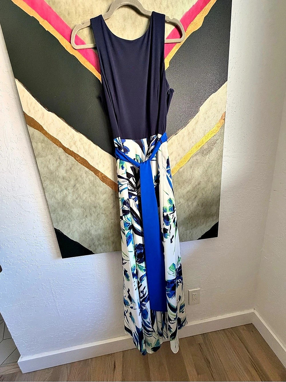 Eliza J Floral Maxi Dress in Blue & White Size Medium